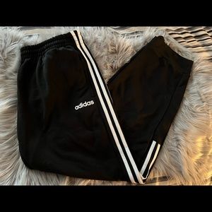 Men’s Adidas Pants 3 Stripe NWOT Size XL